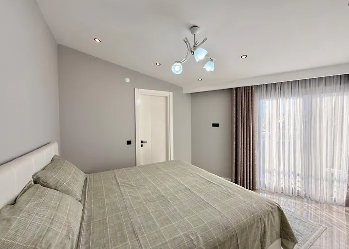 Sa Apartments! Luxury 2bd Duplex 200m To The Appartement *