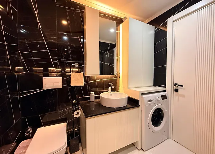 Sa Apartments! Luxury 2bd Duplex 200m To The *