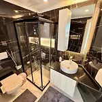 アパート Sa Apartments! Luxury 2bd Duplex 200m To The アランヤ