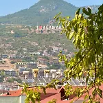 Sa Apartments! Luxury 2bd Duplex 200m To The Apartmán Alanya