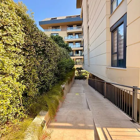 Sa Apartments! Luxury 2bd Duplex 200m To The