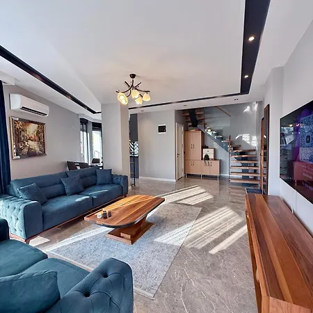 Sa Apartments! Luxury 2bd Duplex 200m To The
