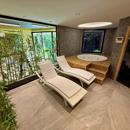 דירה Sa Apartments! Luxury 2bd Duplex 200m To The אלאניה