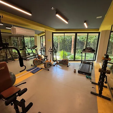 דירה Sa Apartments! Luxury 2bd Duplex 200m To The אלאניה
