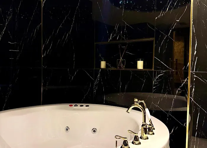 Sa Apartments! Luxury 2bd Duplex 200m To The Daire