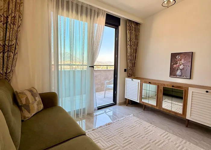 Sa Apartments! Luxury 2bd Duplex 200m To The