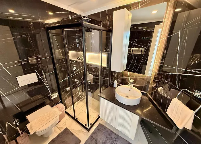 شقة Sa Apartments! Luxury 2bd Duplex 200m To The ألانيا